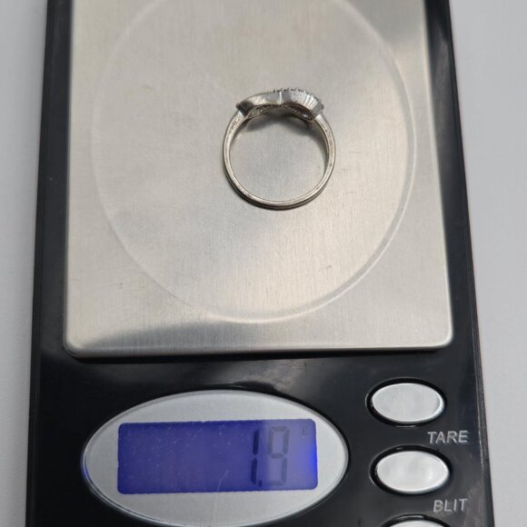 Size 7 Sterling Silver Bright Cubic Zirconia Infinity Ring A3488 - Picture 8 of 8